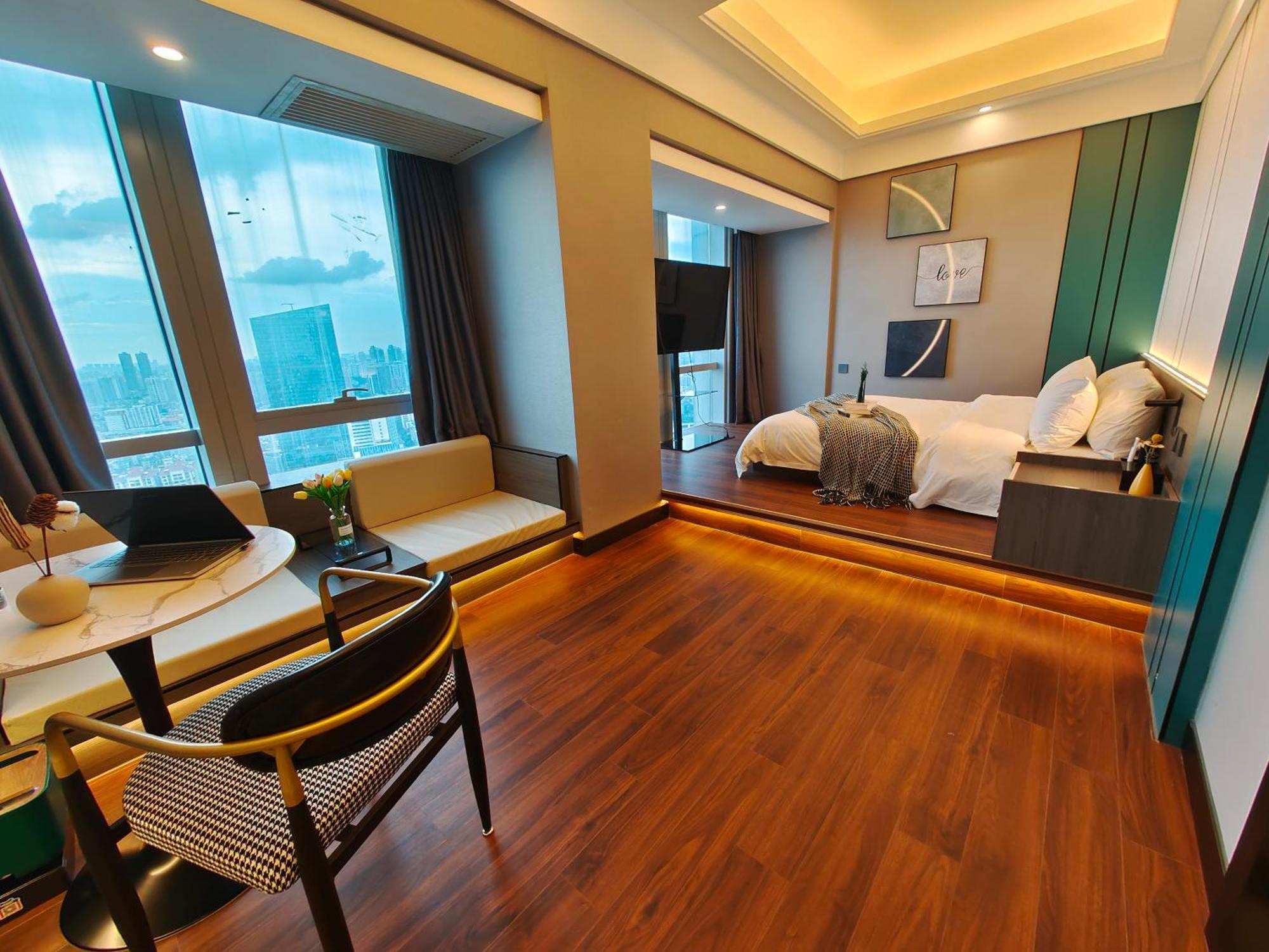 Star Stage International Apartment Hotel - 1Min To Line2 & Line8 Changgang Stn-Free Private Car Delivery To Canton Fair From Apr 15Th To May 4Th Luaran gambar