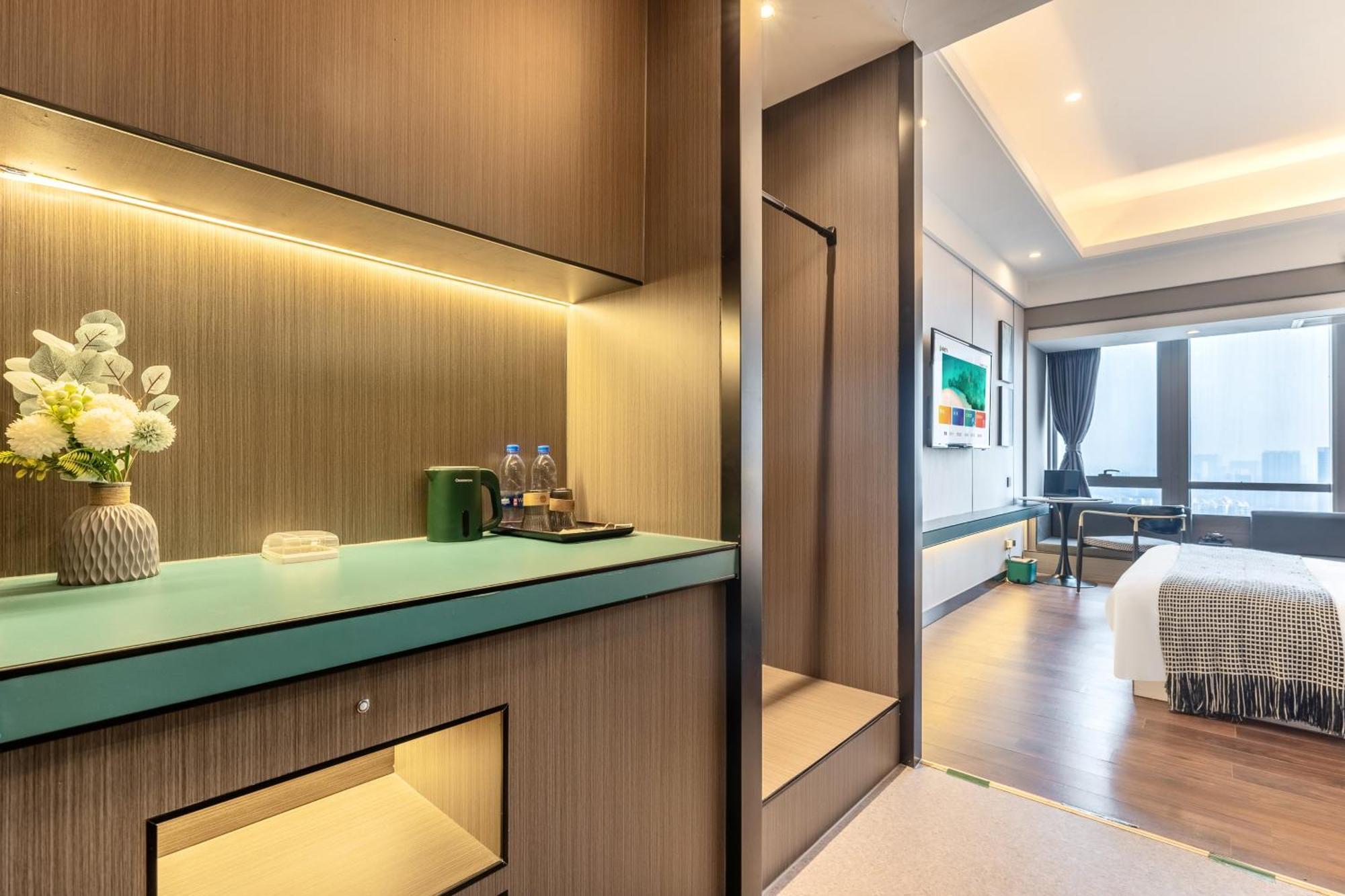 Star Stage International Apartment Hotel - 1Min To Line2 & Line8 Changgang Stn-Free Private Car Delivery To Canton Fair From Apr 15Th To May 4Th Luaran gambar
