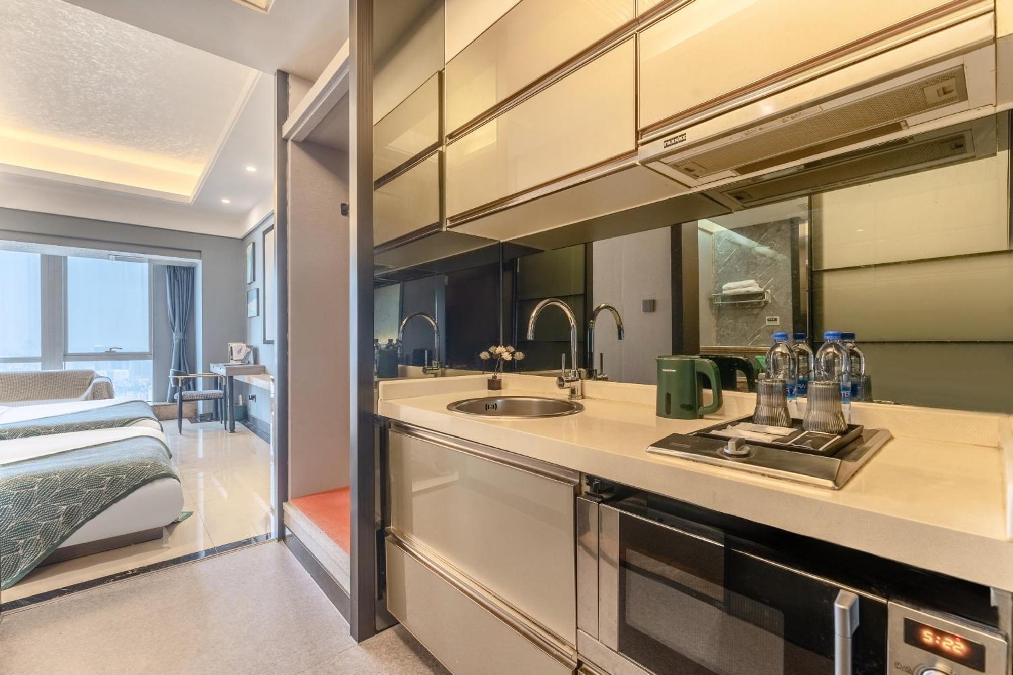 Star Stage International Apartment Hotel - 1Min To Line2 & Line8 Changgang Stn-Free Private Car Delivery To Canton Fair From Apr 15Th To May 4Th Luaran gambar