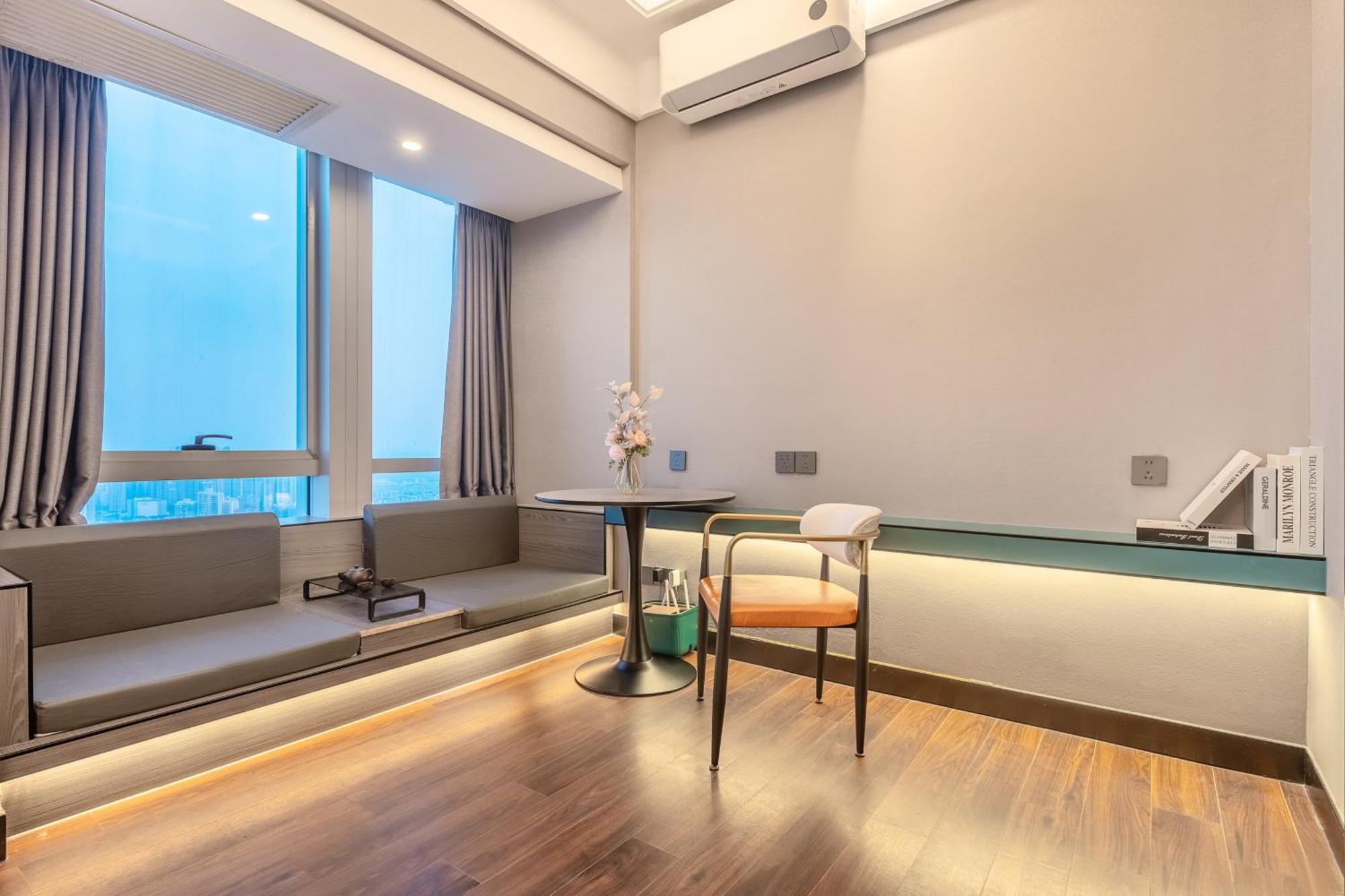 Star Stage International Apartment Hotel - 1Min To Line2 & Line8 Changgang Stn-Free Private Car Delivery To Canton Fair From Apr 15Th To May 4Th Luaran gambar